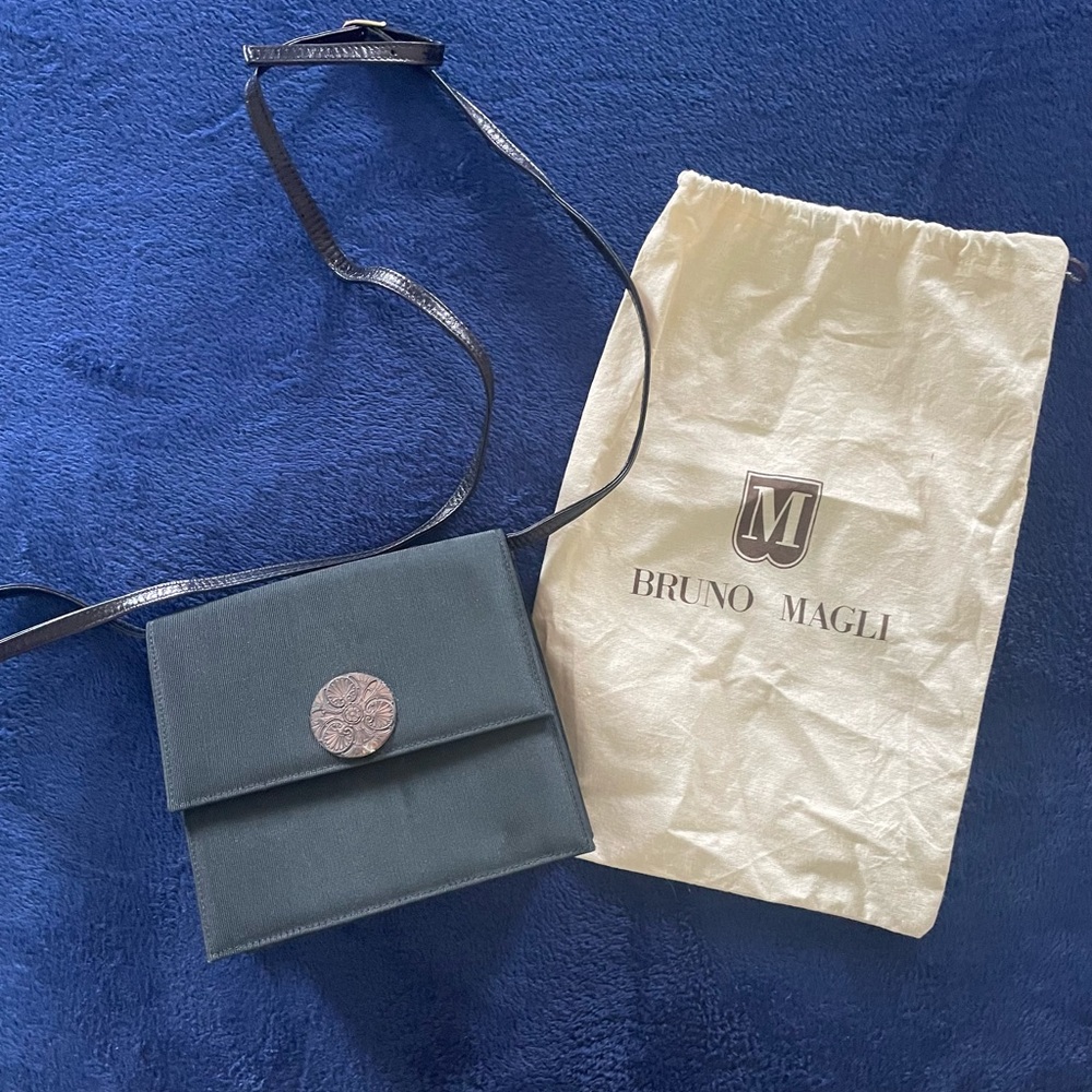 Bruno Magli clutch pocketbook black evening bag with Dust‎ Cover
